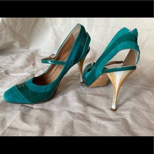 Teal suede & patterned leather tortoise heel
